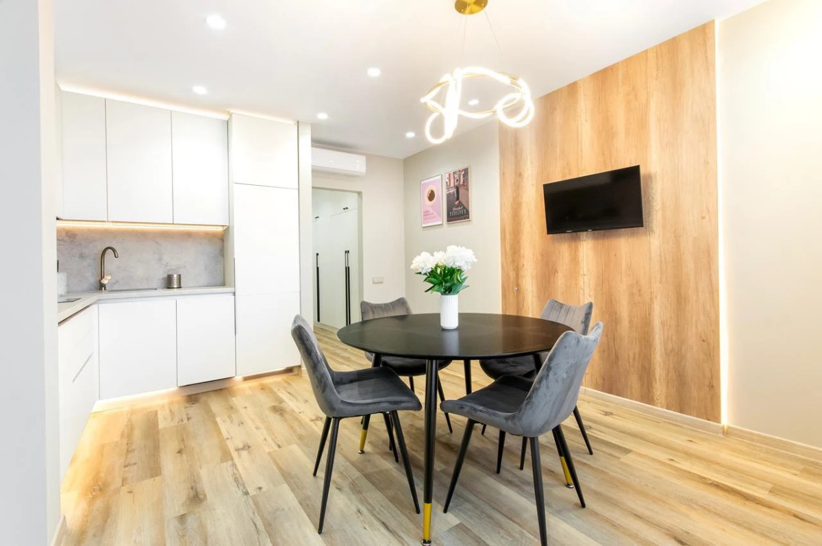 Апартаменты Небо Первая Линия 17