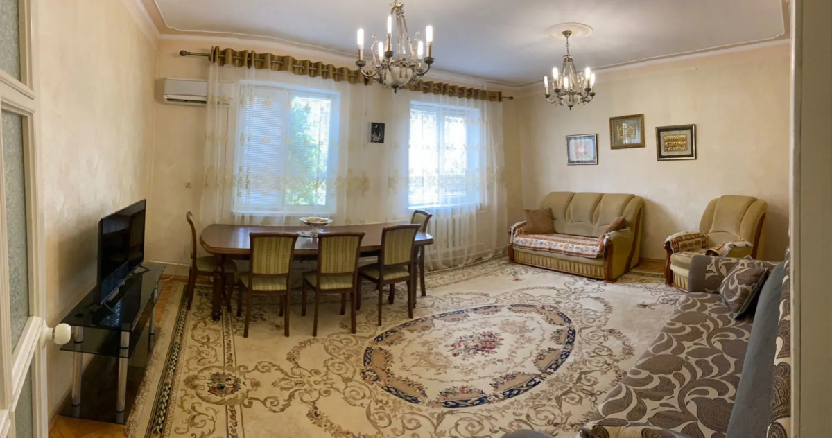 Дом Двухэтажный в центре