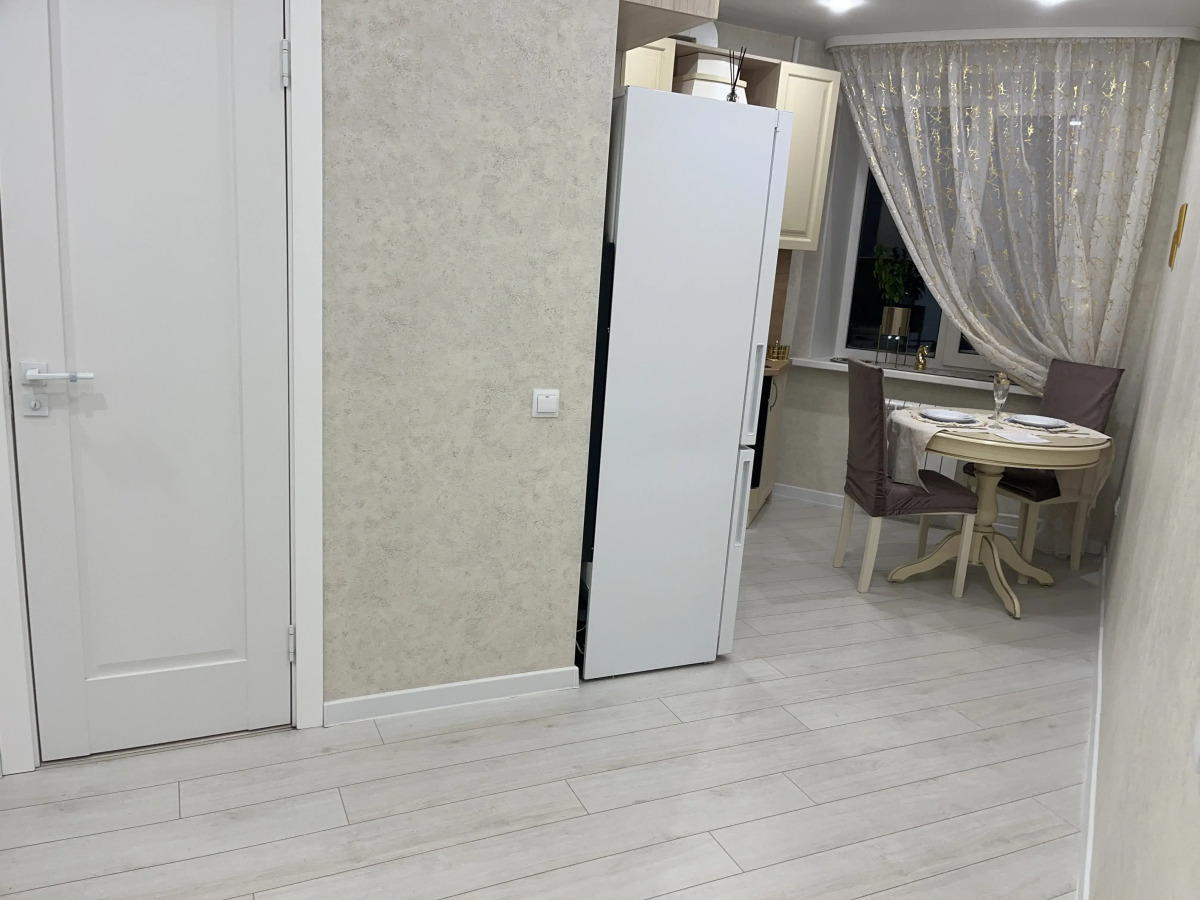 Квартира Уютная Напротив Железнодорожного Вокзала