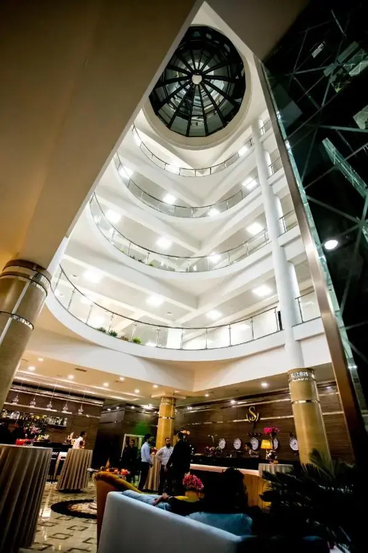 West Shine Hotel