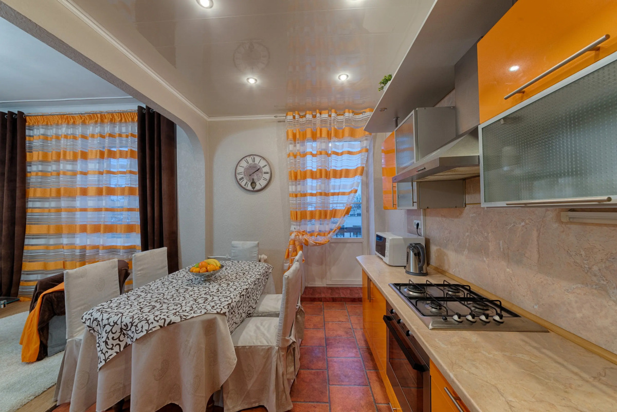 Апартаменты 4-комнатные HomeApart пр-т Независимости, 14