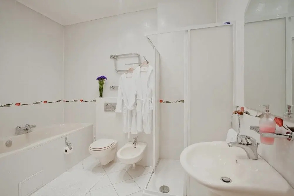 Апартаменты Кирова 1