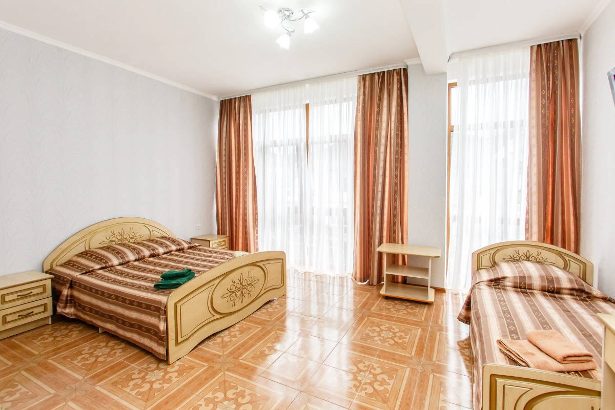 Гостевой Дом Версаль 2