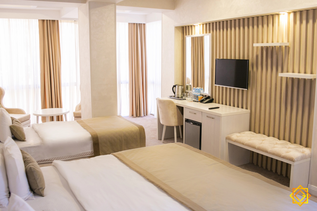 Отель Ganjali Plaza