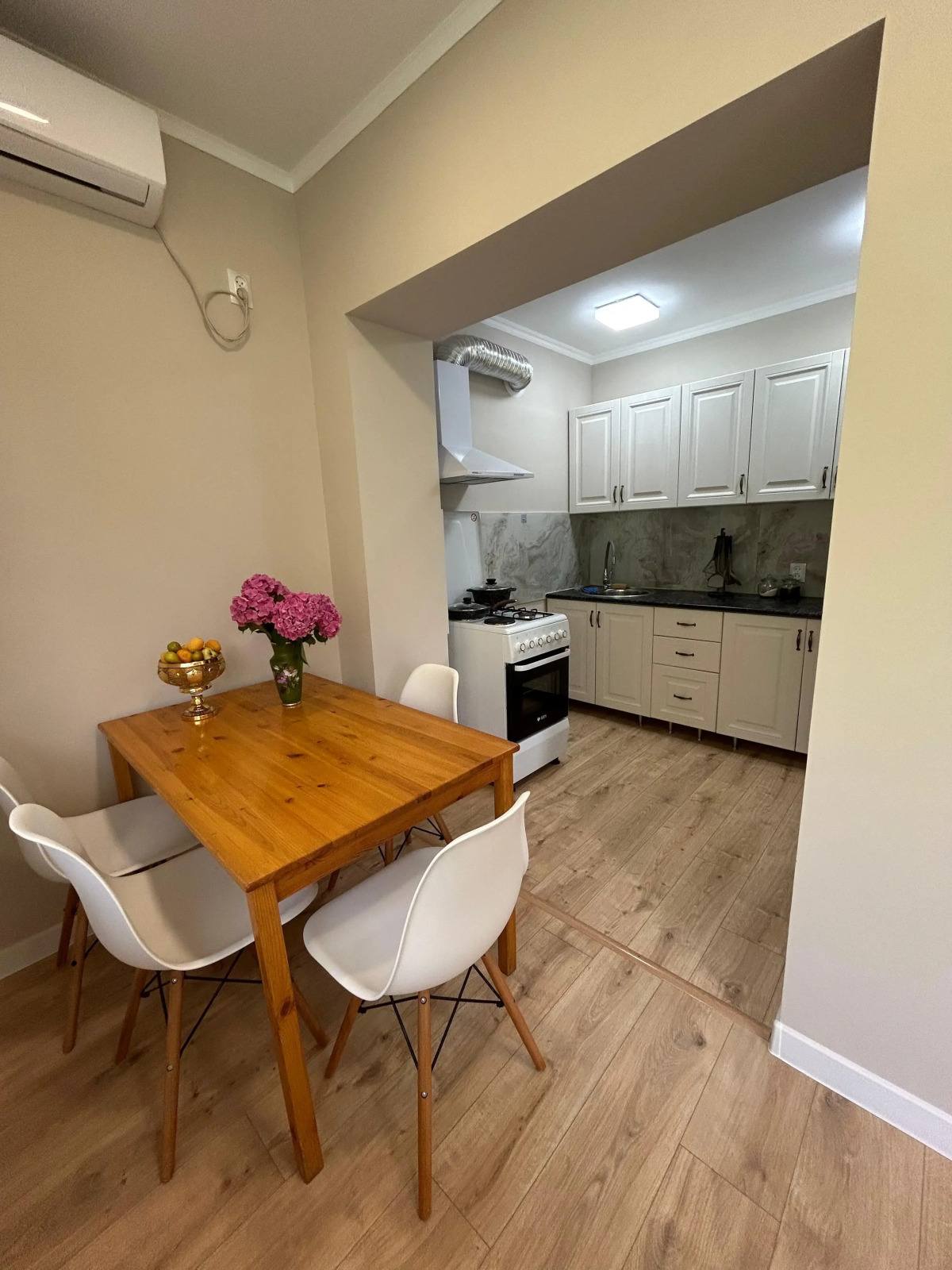 Квартира Уютная с морем через дорогу