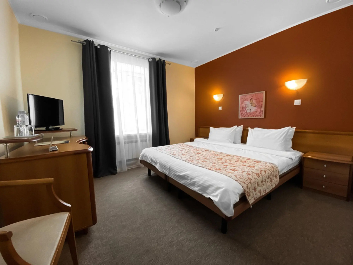 Парк Отель Русский