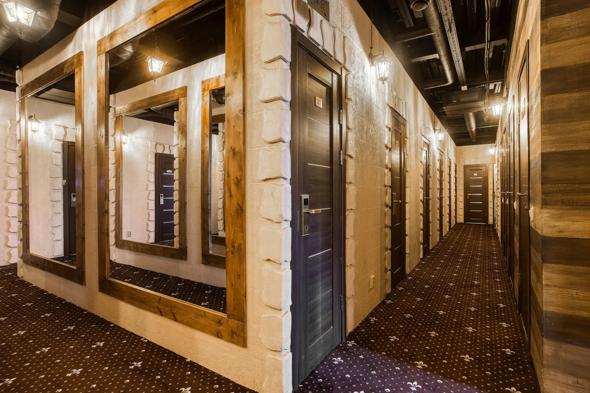 Отель Винтерфелл Новокузнецкая