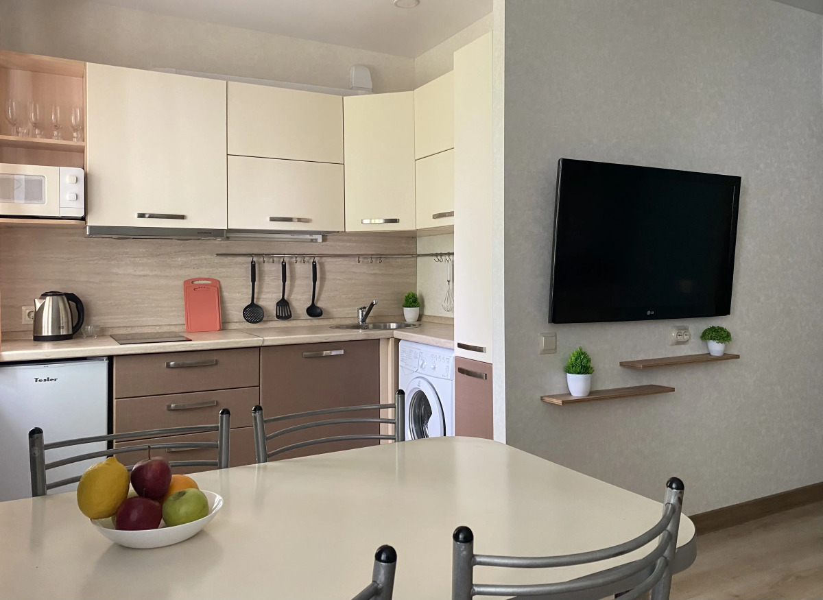 Квартира Усова 37