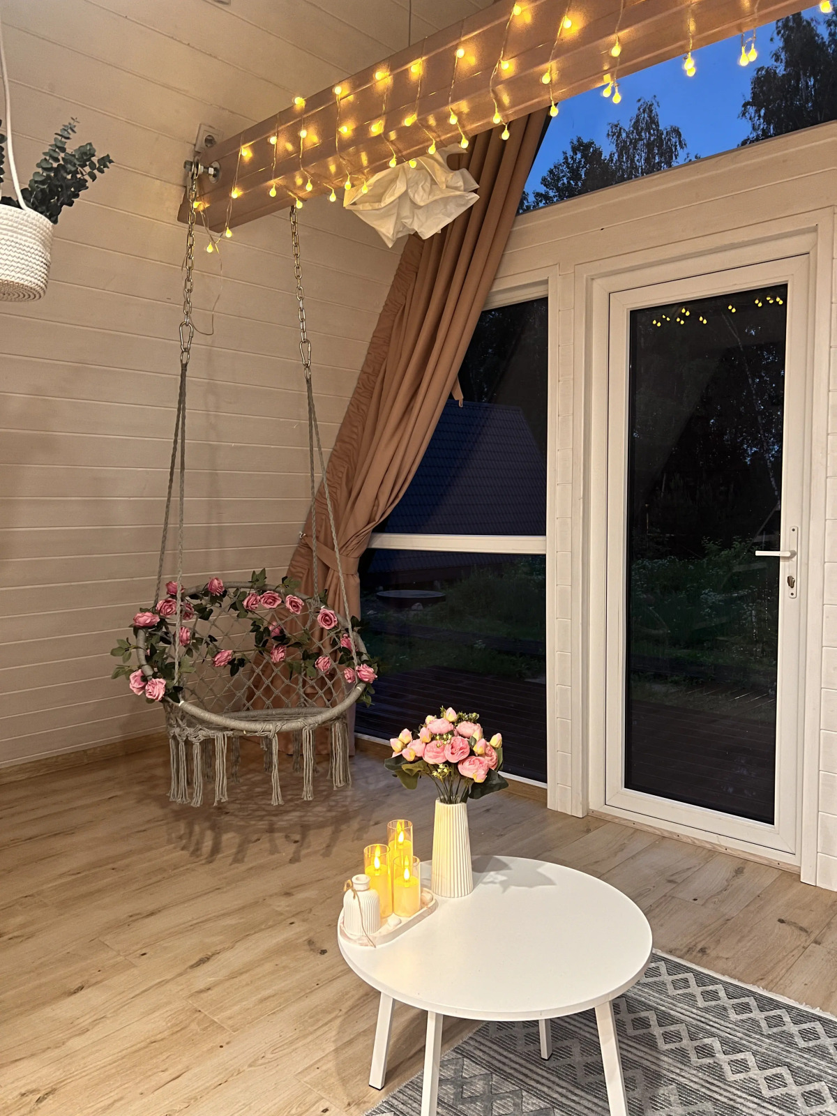 Глэмпинг на Озерах