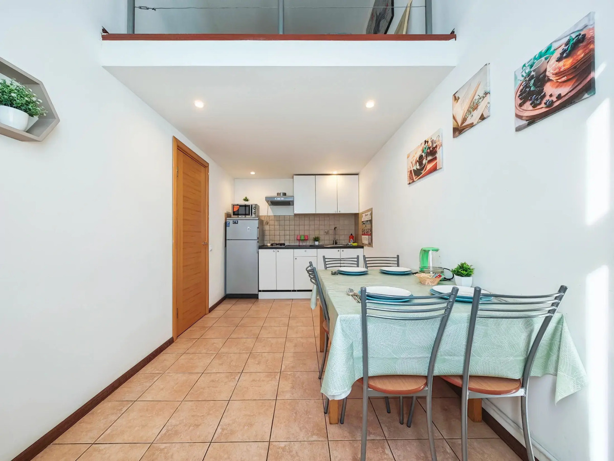 Апартаменты Невский 18 Николь и Мишель