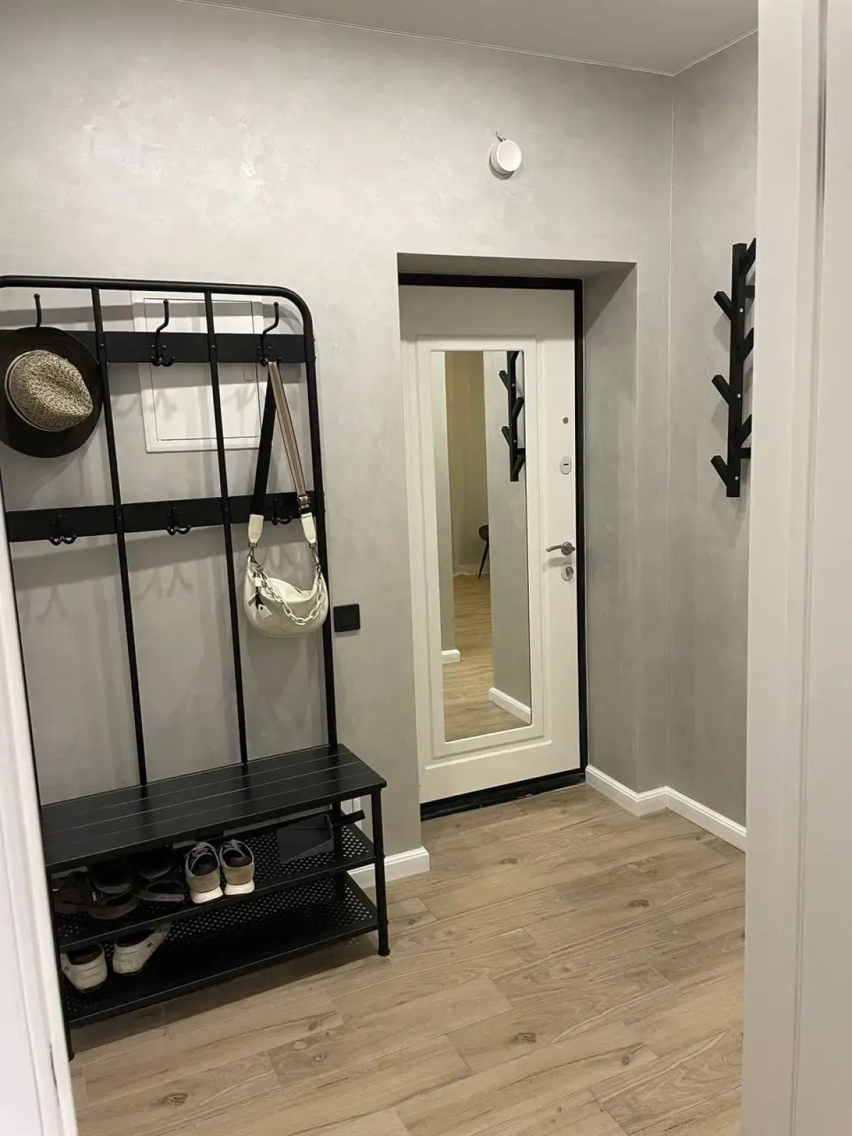 Квартира Новая Евродвушка с кондиционером