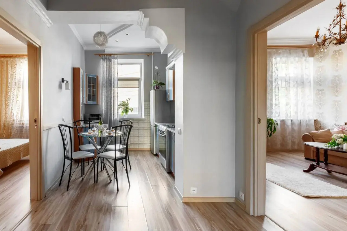 Просторная и светлая квартира в тихом центре