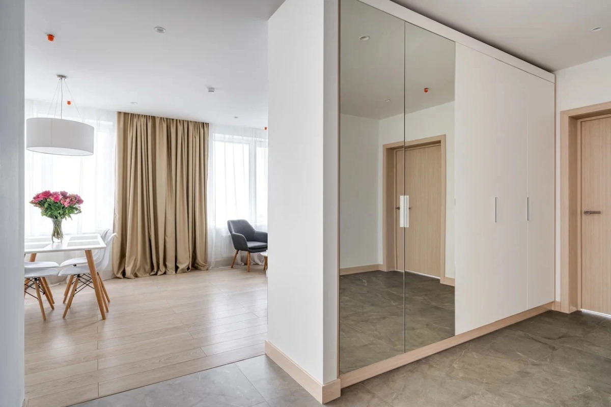 Апартаменты Selfy Apartment с панорамным видом на город и остров мечты