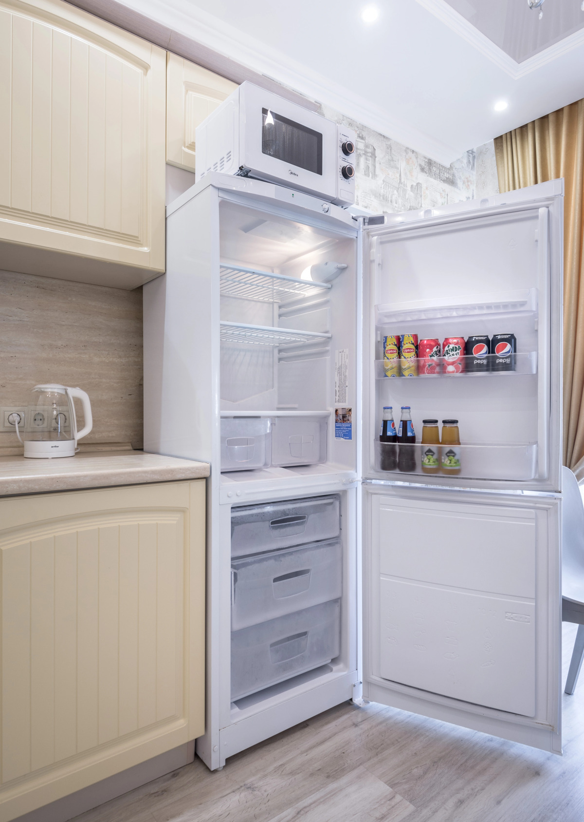 Apartments Bolshoi by Roomers 3