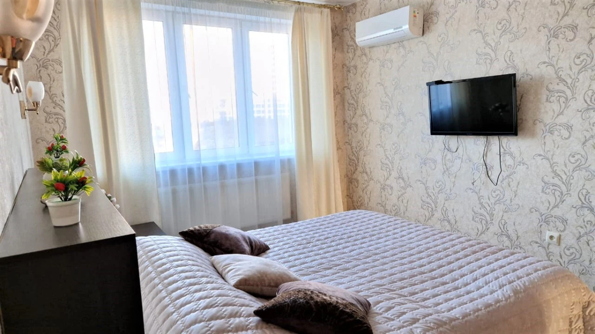 Квартира Краснозвездная 33