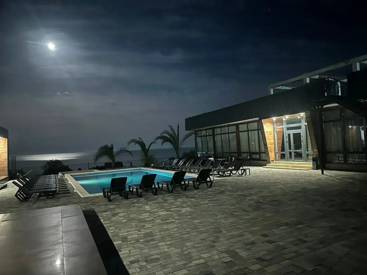 Отель Manresa Family Resort