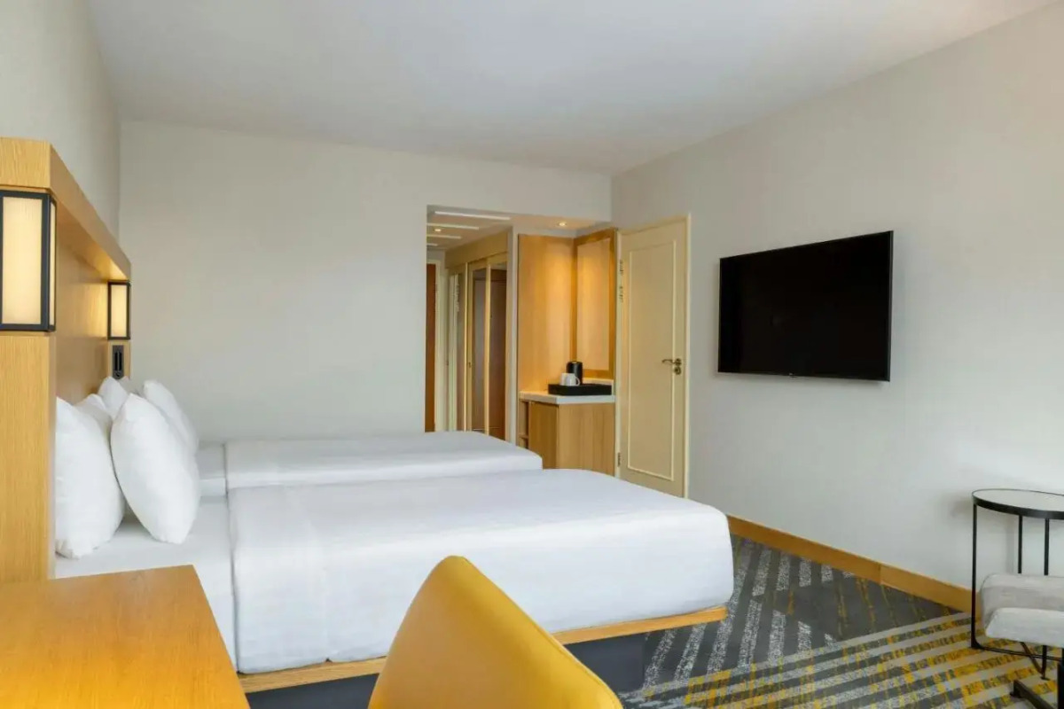Отель Courtyard by Marriott Tbilisi