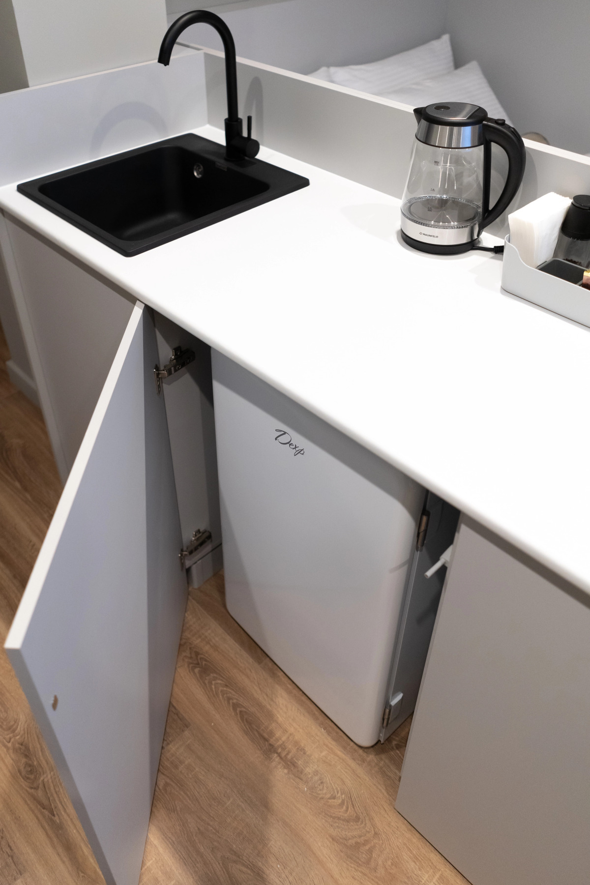 Апартаменты ДВА ГОРОДА - Салют