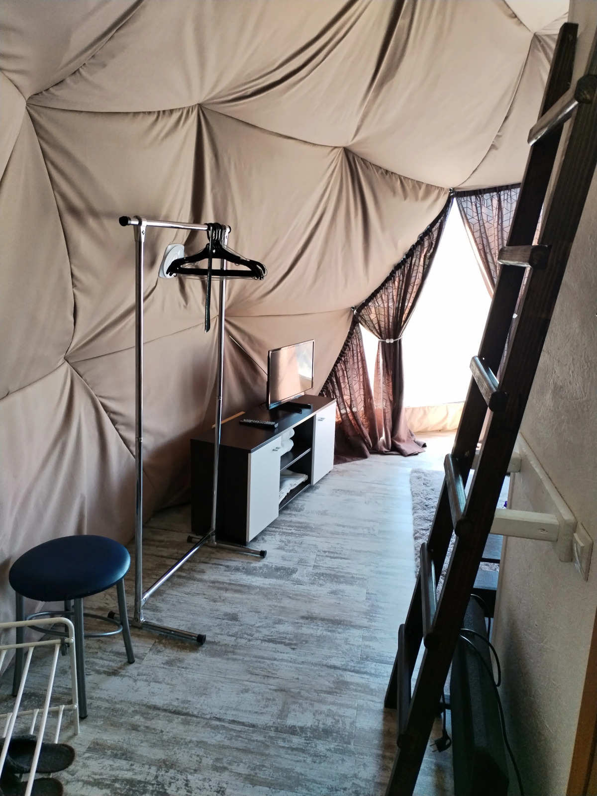 Частный дом на берегу Ладожского озера