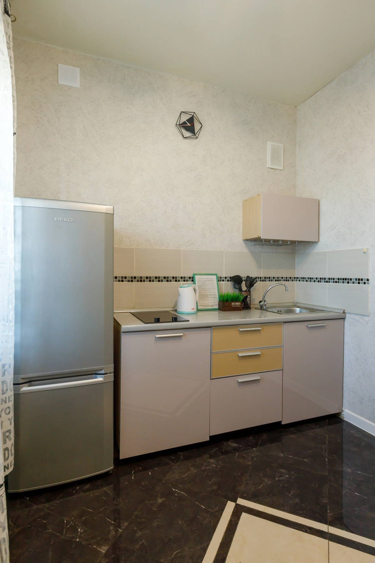 Апартаменты На Вольской