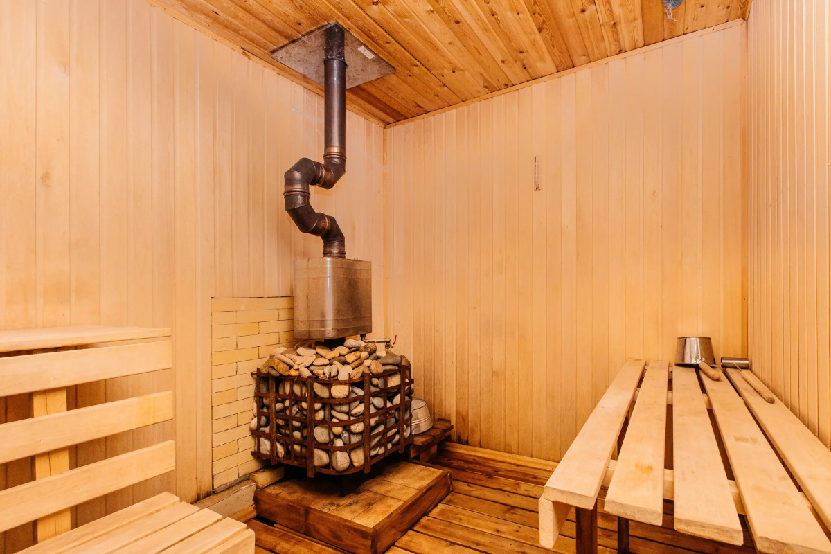 Aprelskie Tezisy Guest House