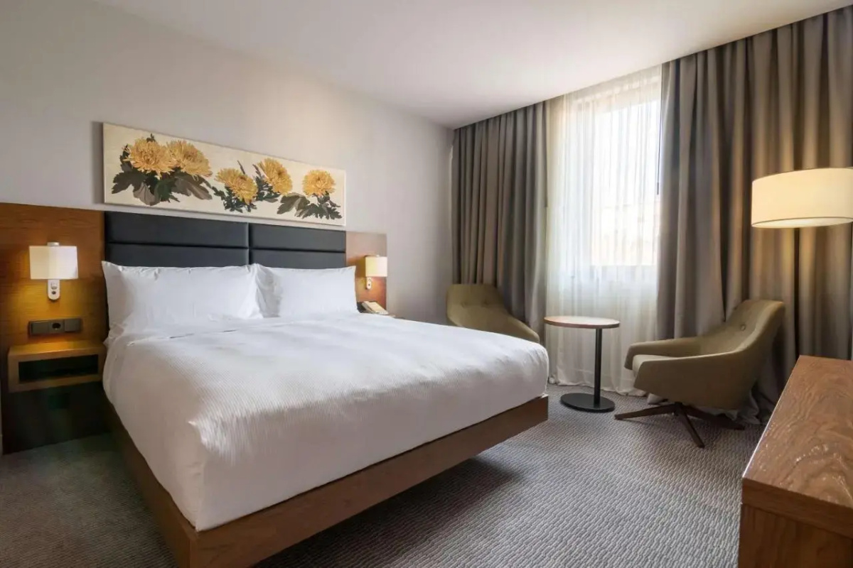 Отель Hilton Garden Inn Tbilisi Chavchavadze