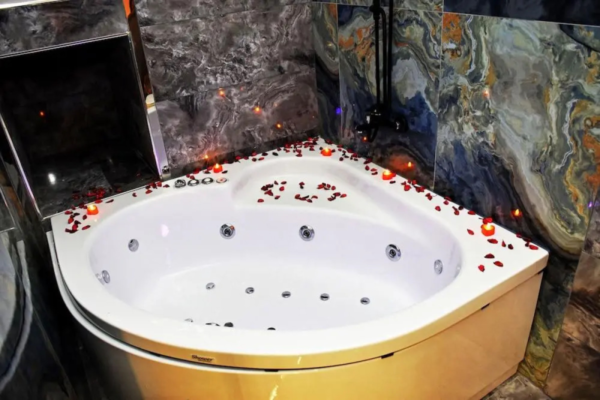 Отель Linda Port Hotel