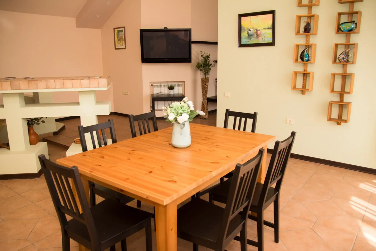 Апартаменты Лоял на улице 9-я Линия 14