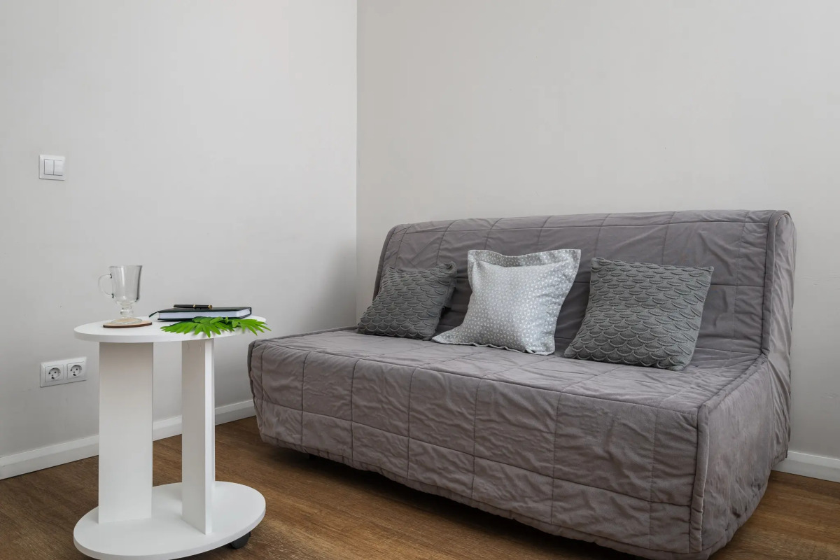 Квартира на Евгении Жигуленко 13/2