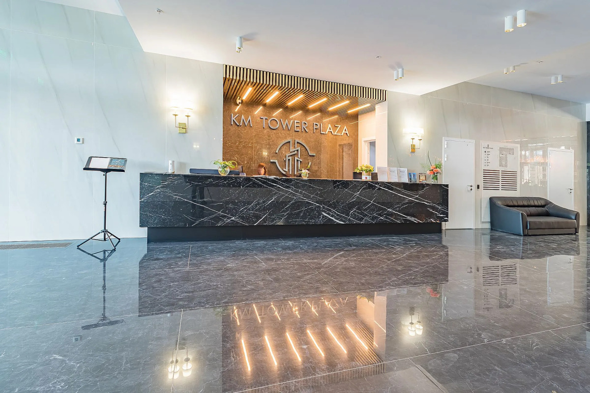 Апартаменты Просторная студия в центре на ул. Горького 23а Сова-Дом