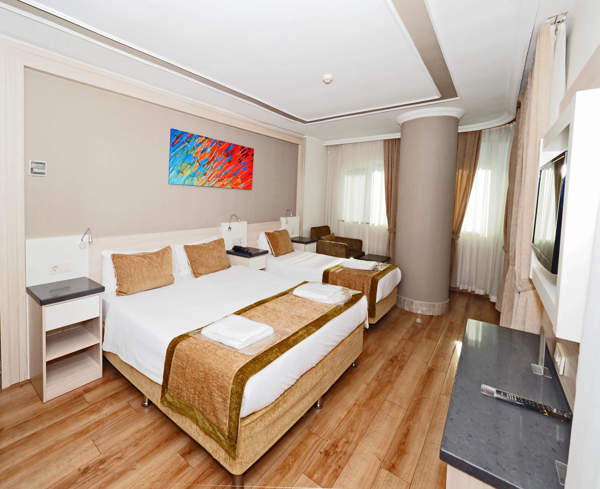 Отель Bulvar Palas Old City