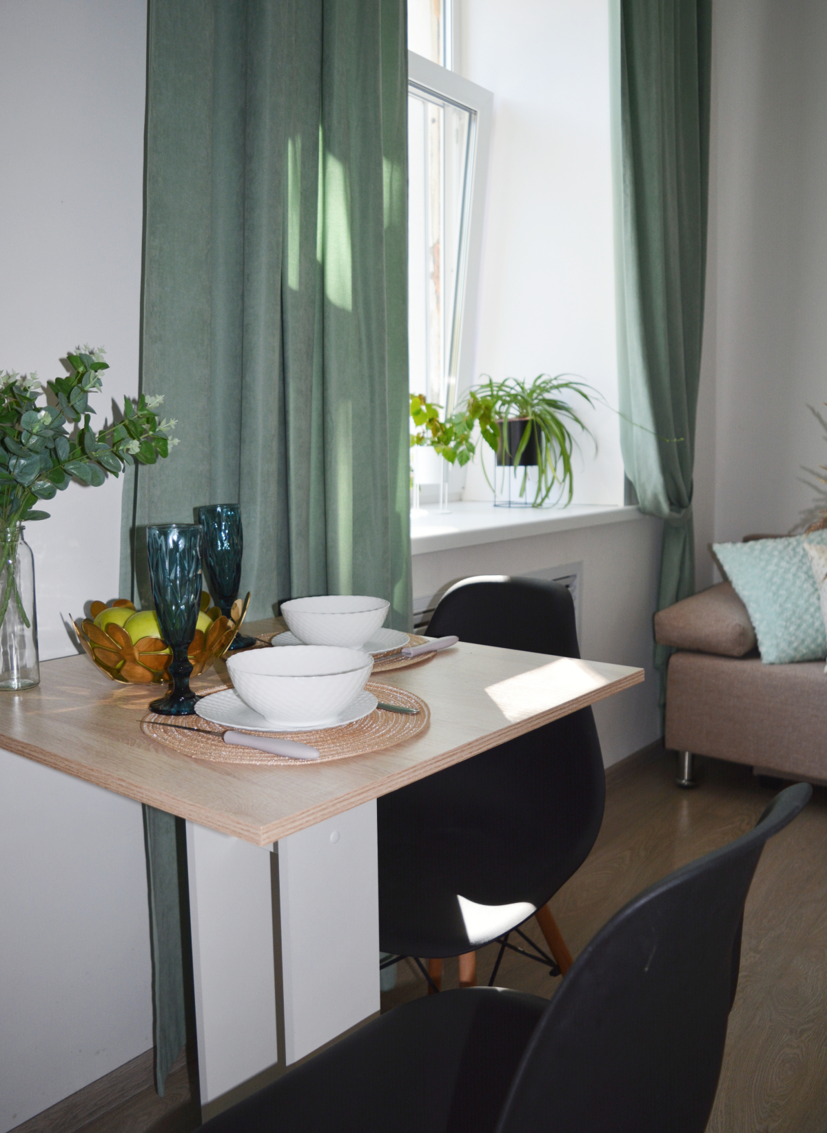 Двухуровневые апартаменты рядом с метро и парком Крылья Советов