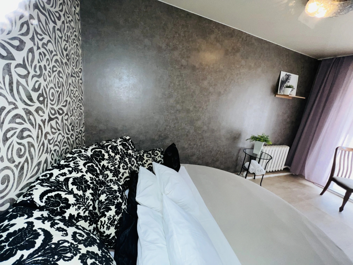 Квартира 2-х комнатная на Максима Горького в Нижнем Новгороде