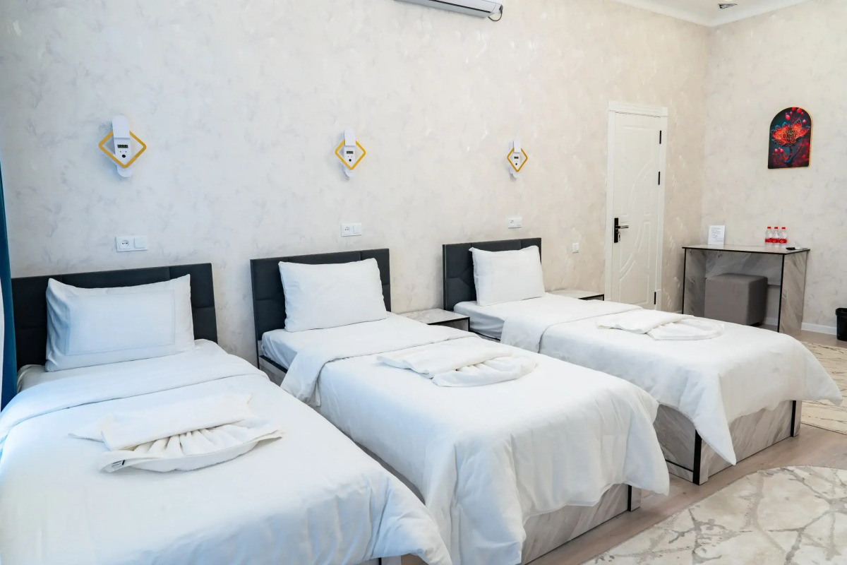 Отель Status Inn