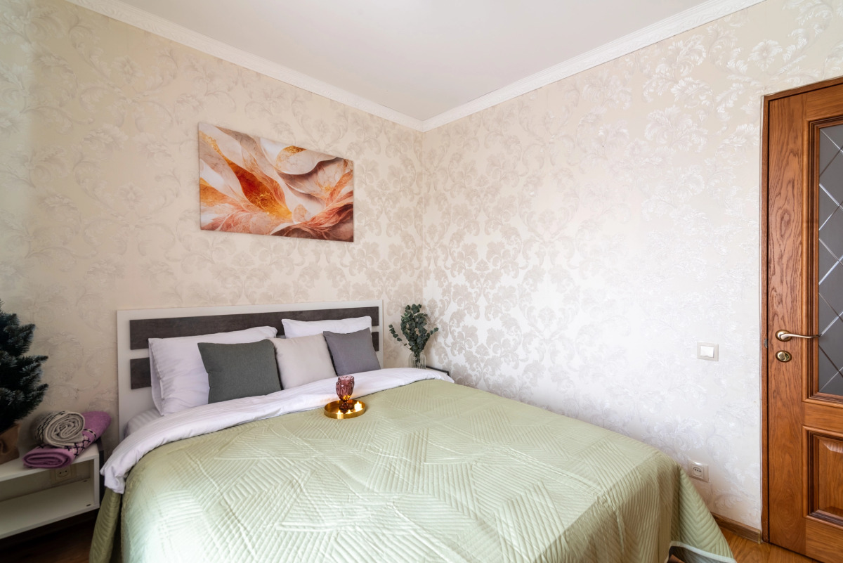 Квартира Двухкомнатная квартира у метро Минская, Парк Победы