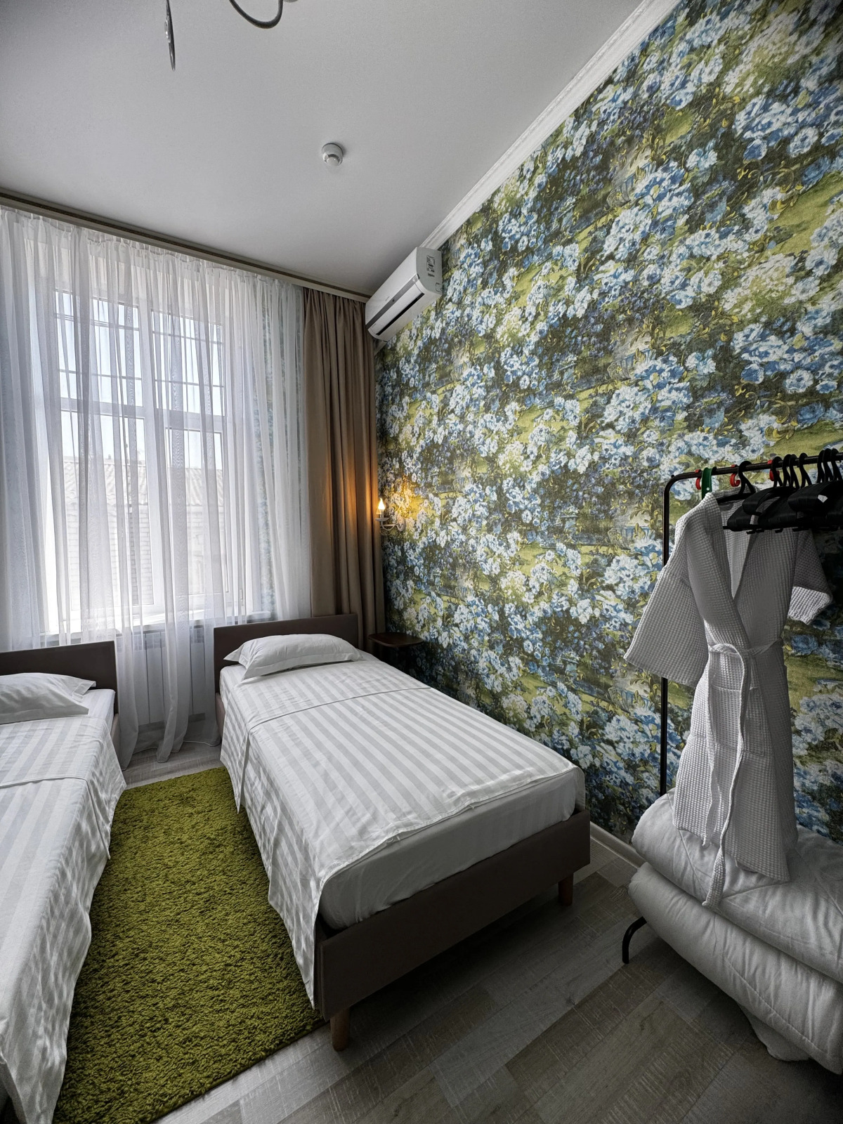 Апартаменты не Отель на Дзержинского