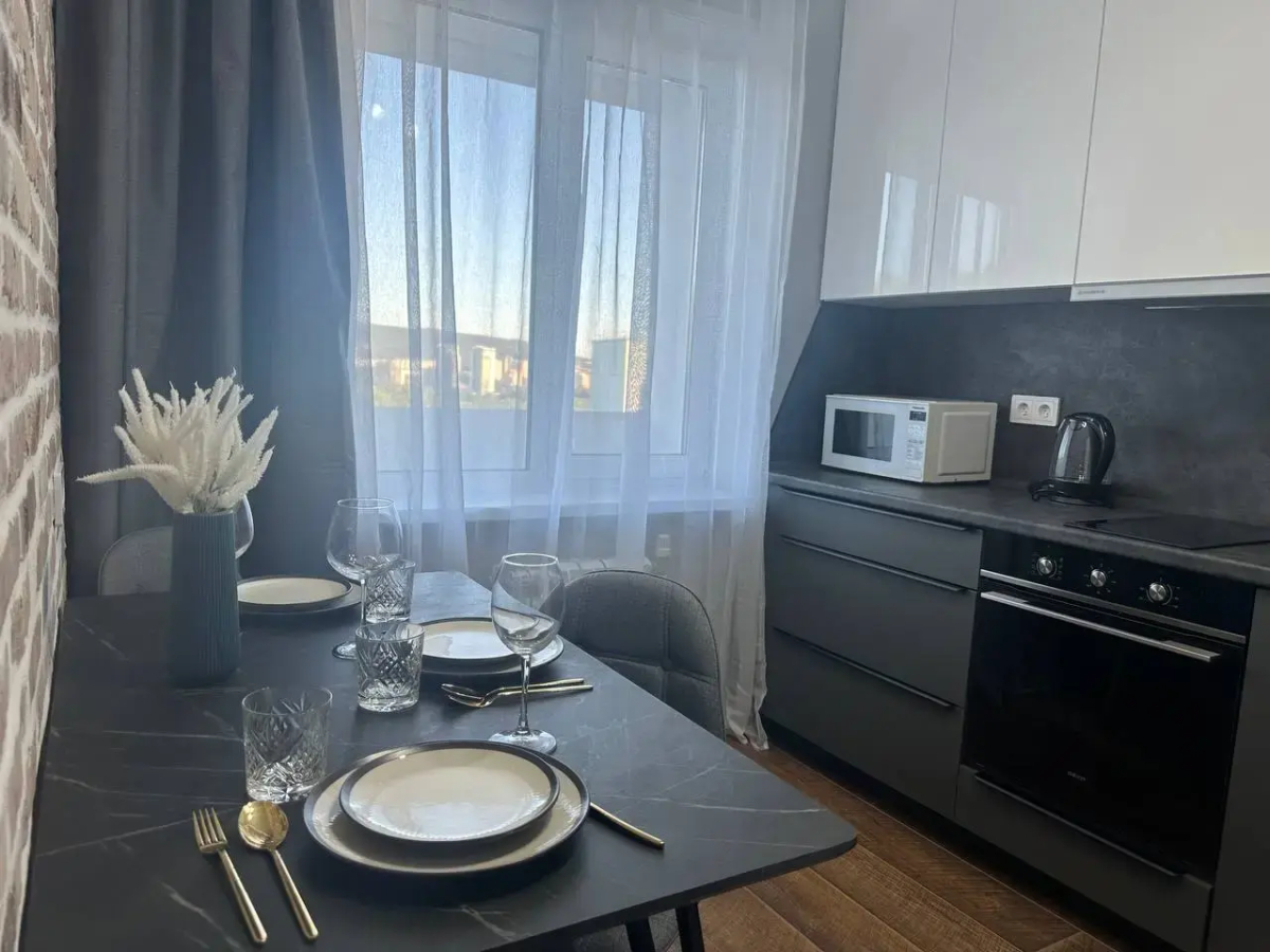 Апартаменты Уютная студия в экологичном районе города