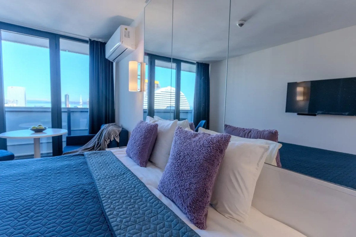 Апарт-отель Orbi City RightApart