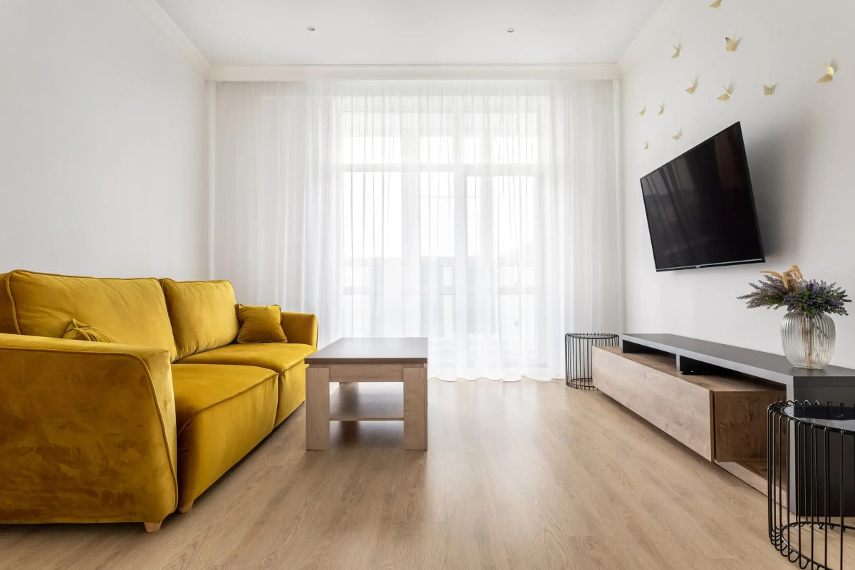 Квартира near the park – просторная трешка с видом на парк