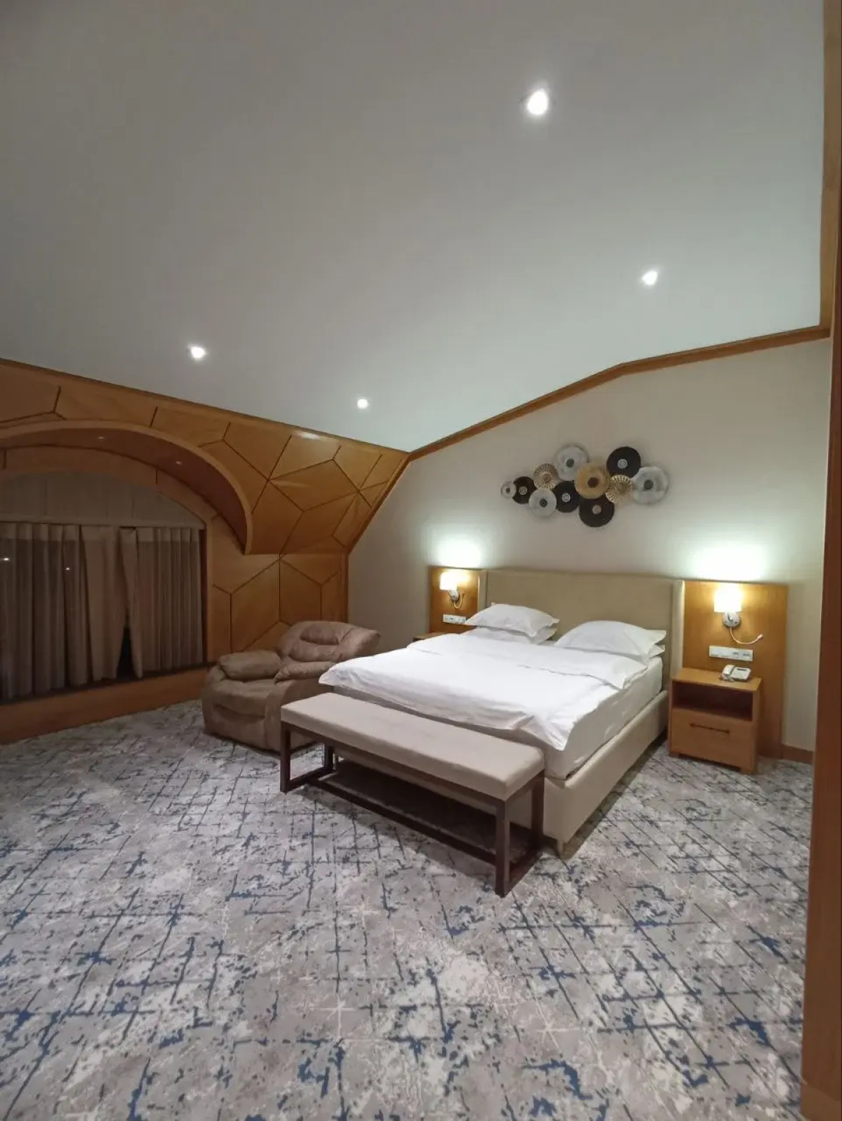 Отель Vella Elegant