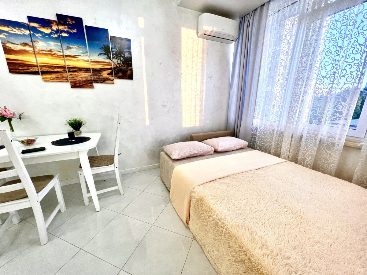 Апартаменты на Ново-Садовой, 106 (лит. О)  с видом на реку Волгу