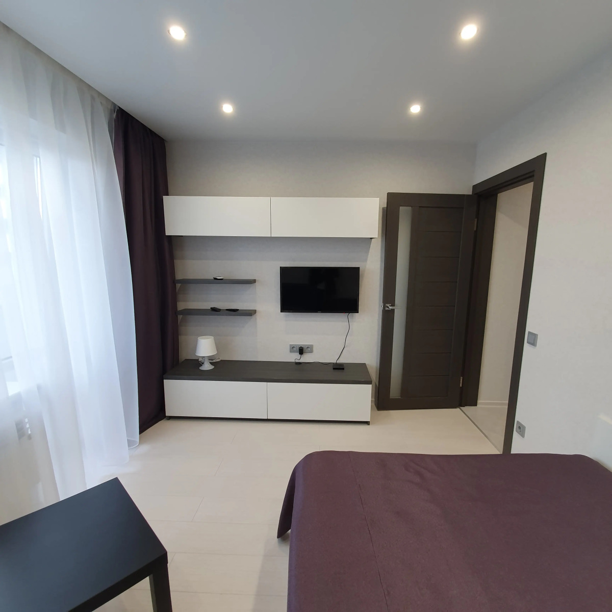 Апартаменты BeHappy Хоружей 10/2