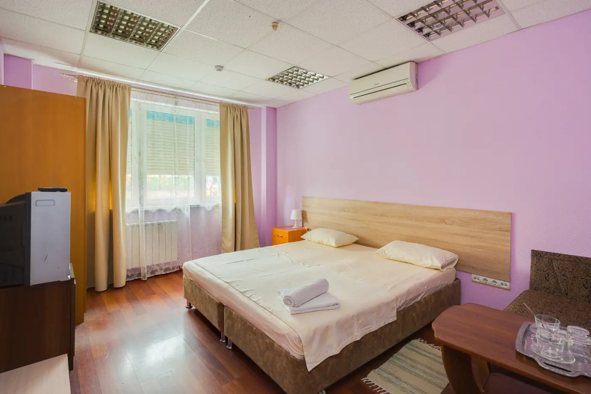 Отель Турист на Саратовской