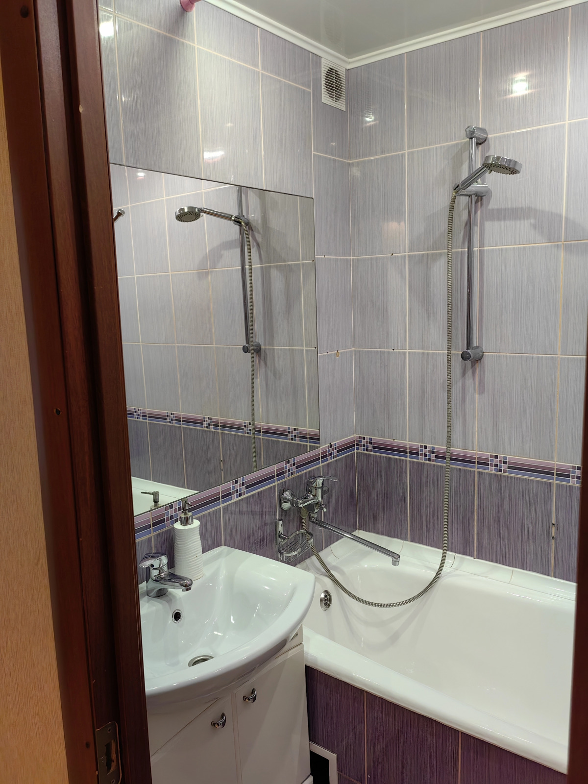 Квартира Евродвушка у озера 54м2 с лоджией 6м