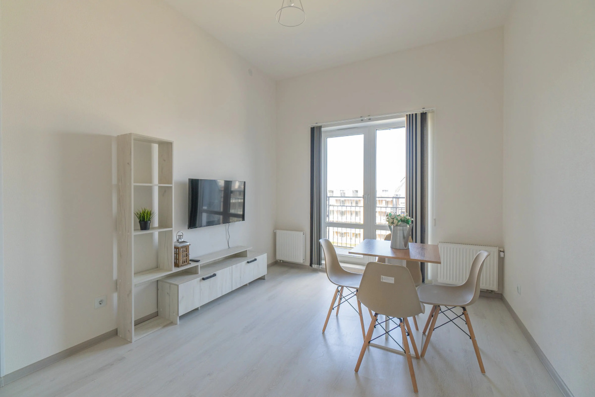 Апартаменты Двухкомнатная Квартира на Мансардном Этаже