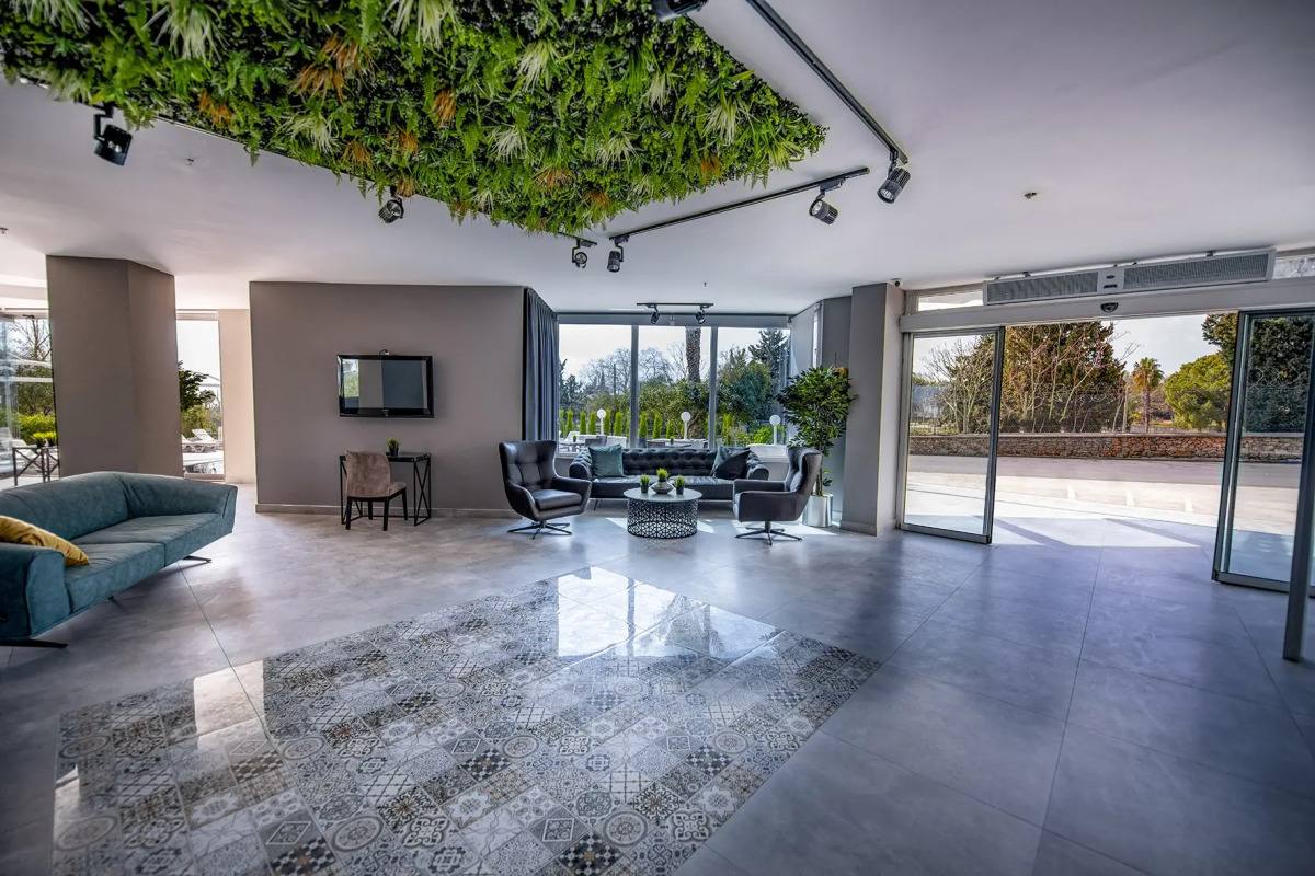 Отель Tourist Antalya