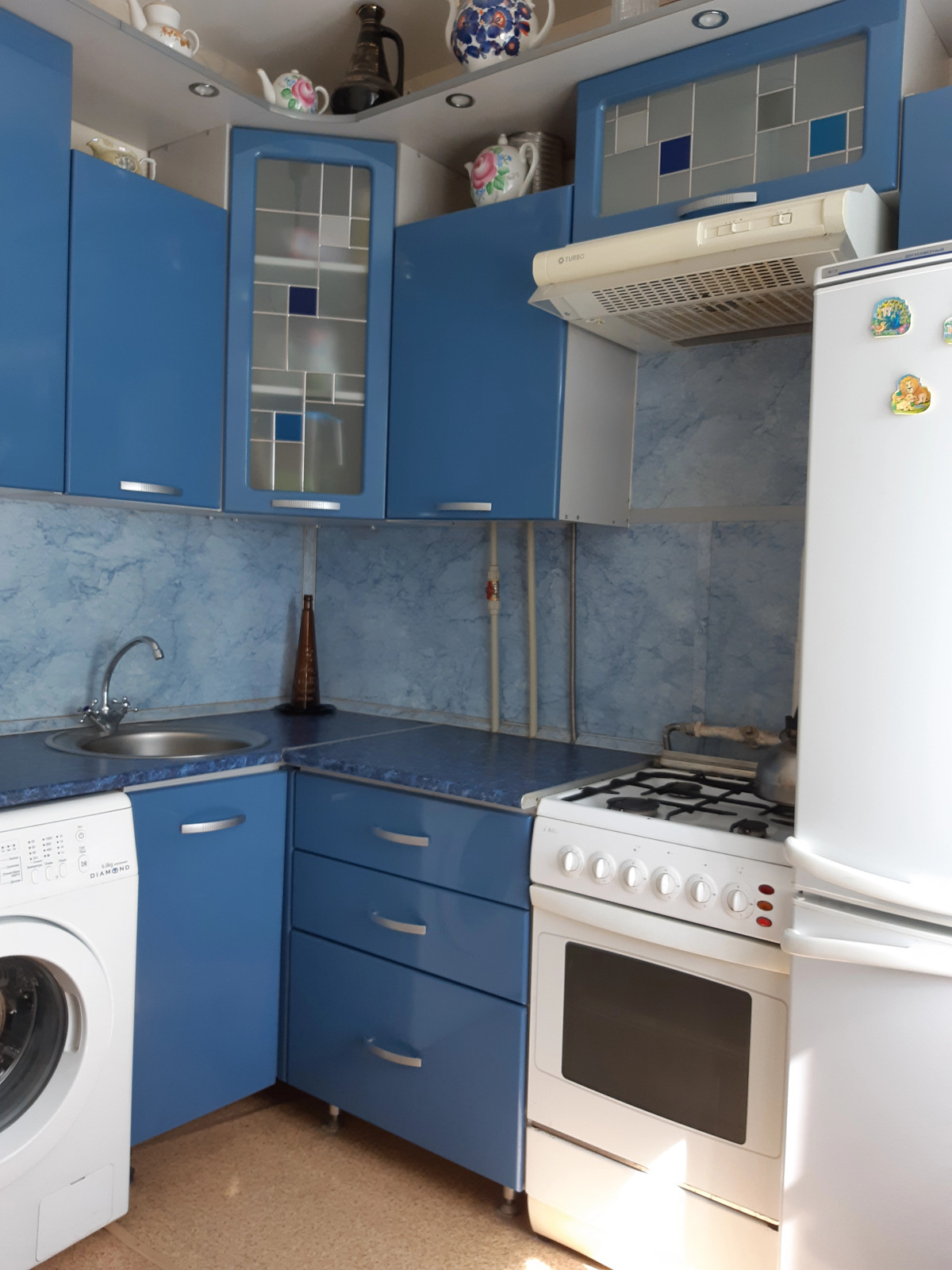 Квартира уютная возле метро Ленинская