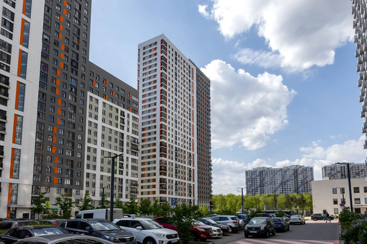 Квартира Студия на 30-ом Этаже с Видом на Лес