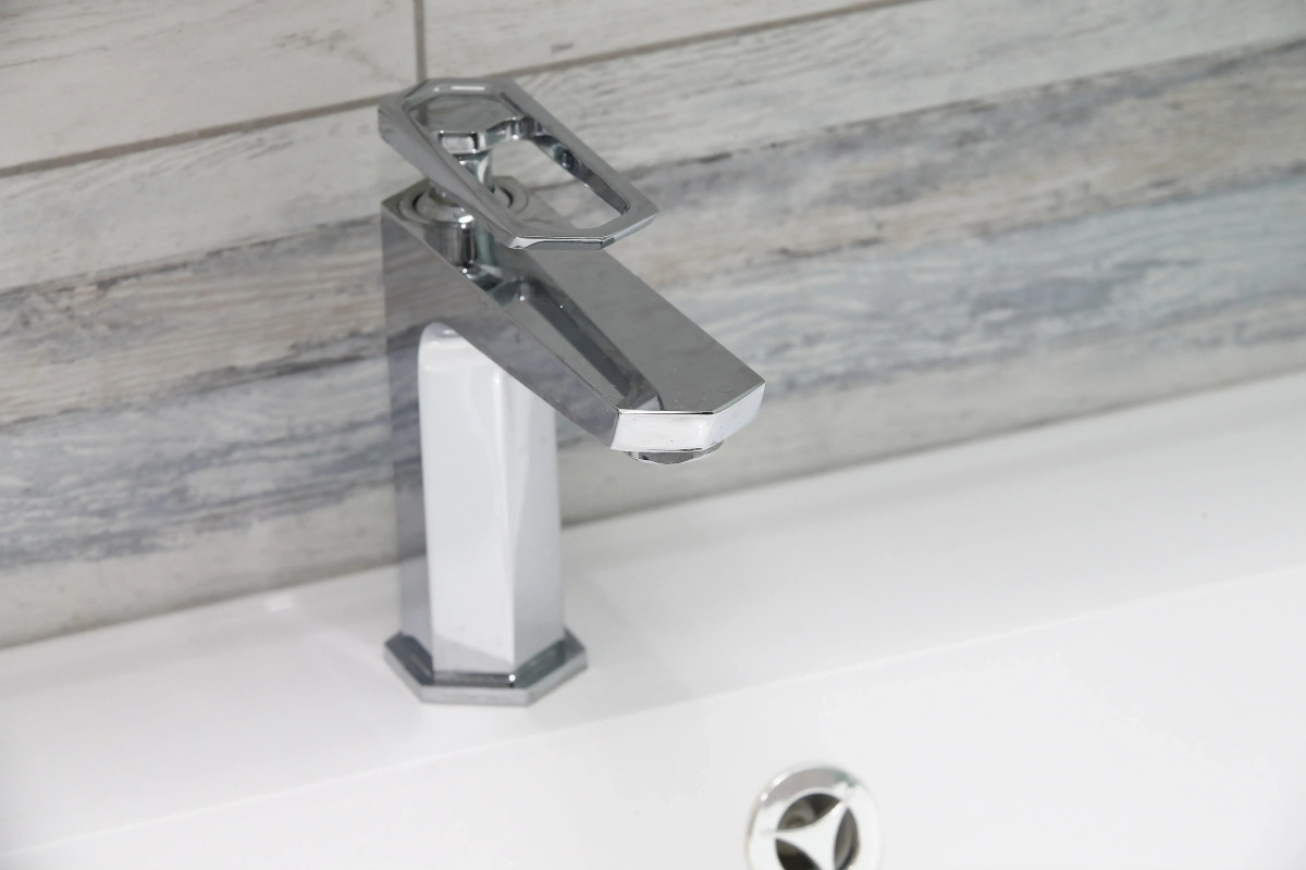 Квартира Новый дом! У метро ст. Заречная! 6 км до центра