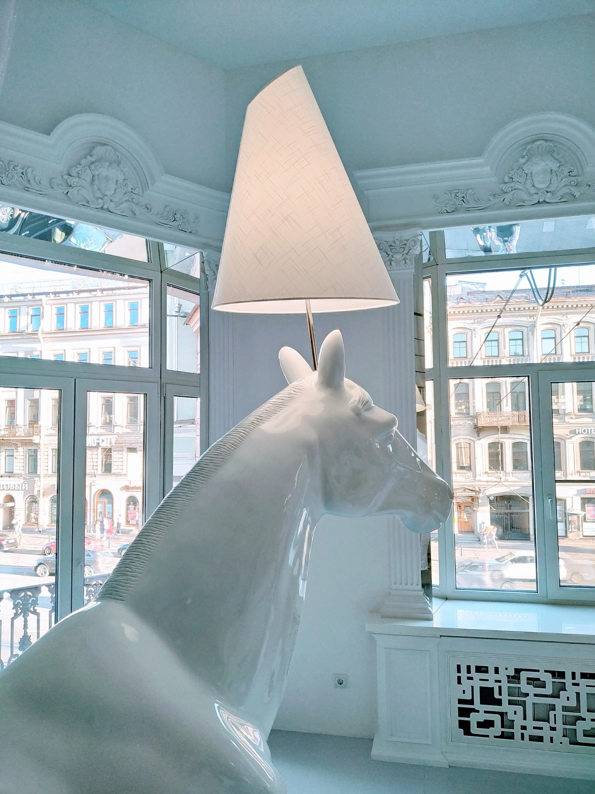 Апартаменты Двухъярусные Белоснежные на Невском 96